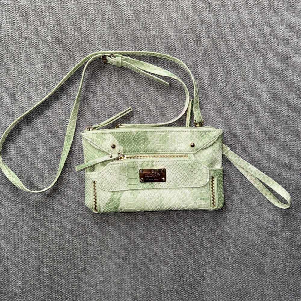 Nicole Miller Snake Print Crossbody Clutch Wallet‎ Light Green Gold Tone